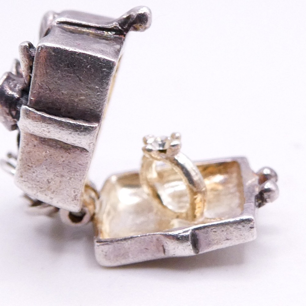 Jezlaine Engagement Ring Hinged Gift Box Sterling Silver Bracelet Charm